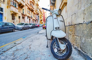 Valletta, Malta'da vintage moped
