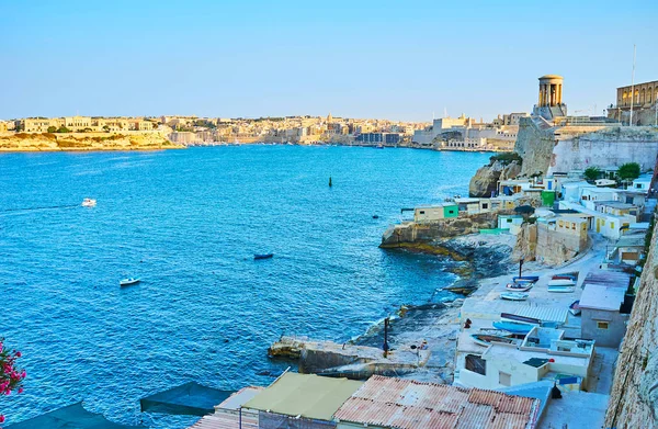 Риболовля хатини в Валлетта, Мальта — стокове фото