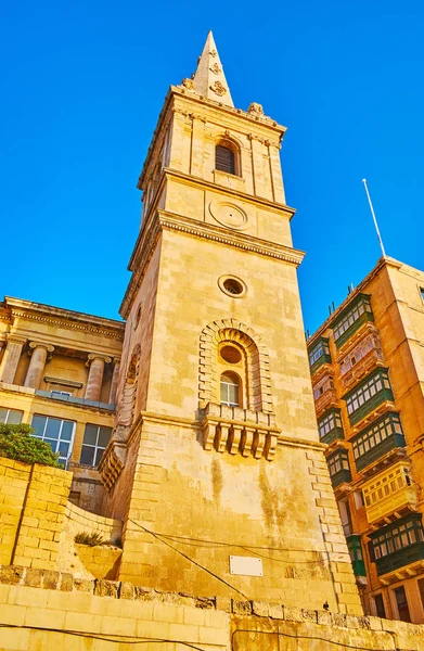 Campanile della Pro-Cattedrale Anglicana a La Valletta, Malta — Foto Stock