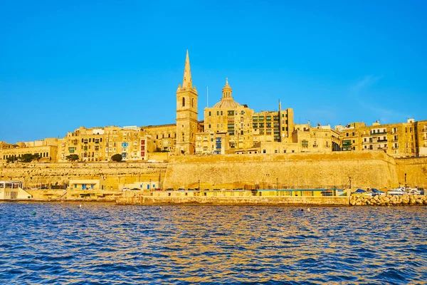 Bord de l'eau emblématique de La Valette, Malte — Photo