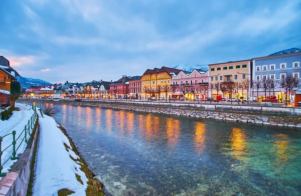 Disfrute de la noche Bad Ischl, Salzkammergut, Austria — Foto de Stock