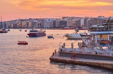 Sliema tatil üzerinde Twilight, Malta