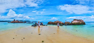 Dar kum tükürük, Khai Nai adası, Phuket, Tayland 