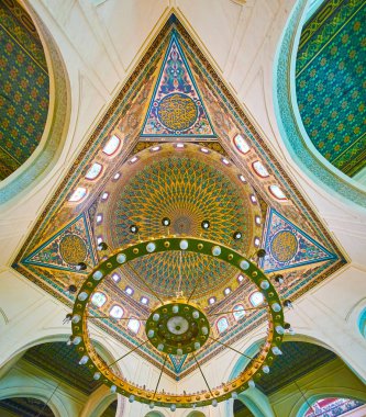 El-Sayeda Fatima El-Nabaweya Camii iç kubbe, Kahire, Örneğin