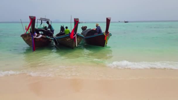 Nang Thailand April 2019 Longtail Boats Rocking Gentle Waves White — Stock Video