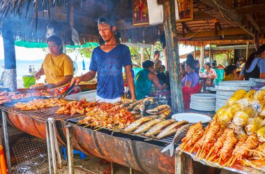 Khai Nok adasında plaj kafe aşçılar, Phuket, Tayland