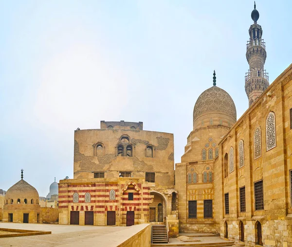 Conjunto arquitectónico del Complejo Funerario Amir Khayrbak, El Cairo , — Foto de Stock