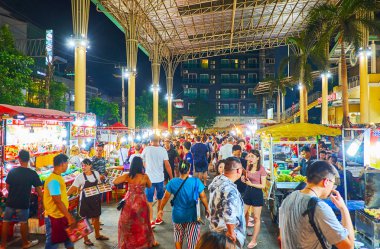 Yemek salonu, Banzaan Gece Pazarı, Patong, Phuket, Tay