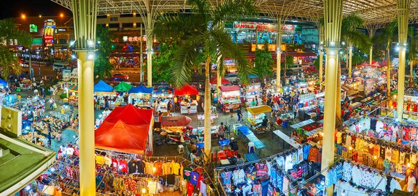 Panorama of Banzaan Night Bazaar, Patong, Phuket, Thailand — Stockfoto