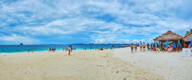 Khai Nok adası nın sahil panoraması, Phuket, Tayland