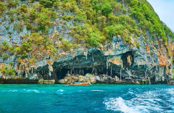 Miejsce jaskini Wikingów, Wyspa Phi Phi Leh, Krabi, Tajlandia — Zdjęcie stockowe