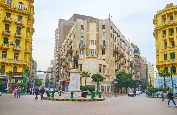 Архитектура площади Талаат Харб, Каир, Египет — стоковое фото