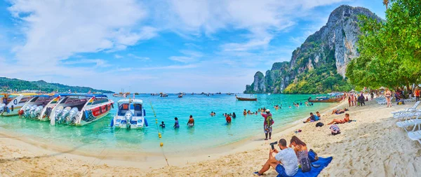 Descansa en Phi Phi Don Island, Krabi, Tailandia — Foto de Stock