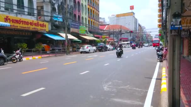 Μπανγκόκ Ταϊλάνδη Απριλίου 2019 Hop Από Λεωφορείο Κατά Μήκος Του — Αρχείο Βίντεο
