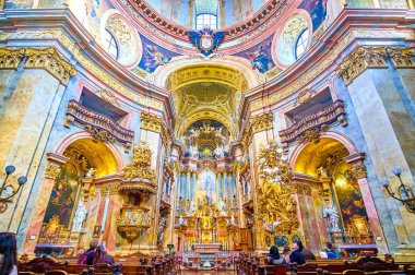 Viyana'daki Aziz Petrus Kilisesi Sunağı, Avusturya