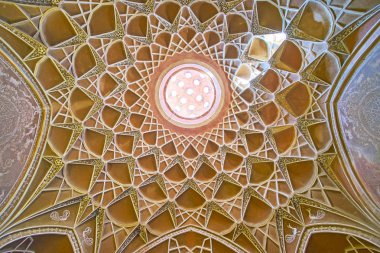 Borujerdi Tarihi Evi'nin küçük kubbesi, Keşan, İran