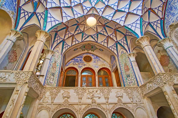 Explore Borujerdi Historical House, Kashan, Irán —  Fotos de Stock