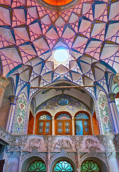 Wnętrze Borujerdi Historical House, Kaszan, Iran — Zdjęcie stockowe