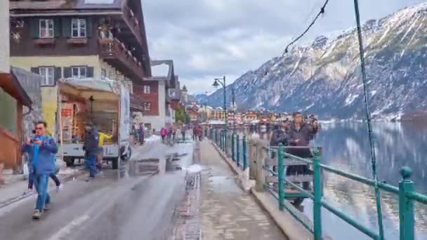Hallstatt Österreich Februar 2019 Gemütlicher Spaziergang Entlang Des Hallstätter Ufers — Stockvideo