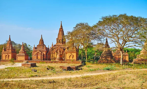Bagan, Myanmar 'ın oyulmuş türbelerini