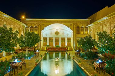 Akşam tadını çıkarın Mahinestan Raheb Historical House, Kashan, 