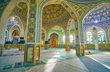İmamzadeh Helal Ali Kutsal Türbesi, Aran o Bidgol, İran