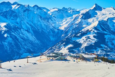 Schmitten dağının tepesinden Alp manzarası, Zell See, Aus