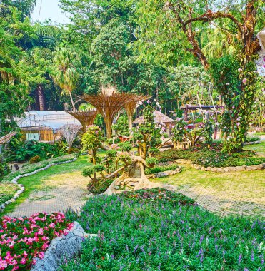 Mae Fah Luang bahçe, Doi Tung, Thail yeşillik arasında yürüyün