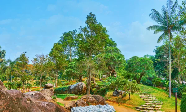 La belleza del jardín tropical, Mae Fah Luang jardín, Doi Tung, T — Foto de Stock