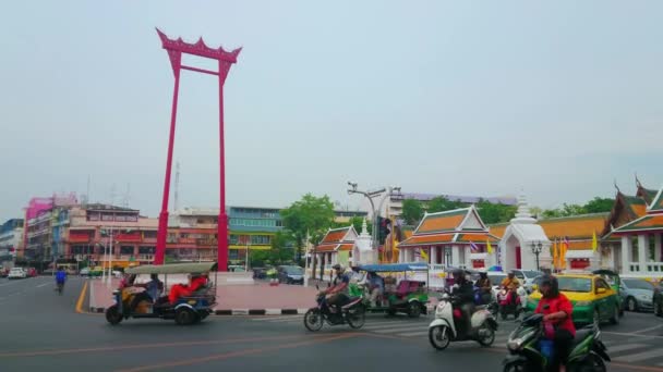 Bangkok Tailandia Mayo 2019 Estructura Budista Giant Swing Medio Concurrida — Vídeos de Stock