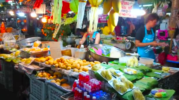 Chiang Mai Tailandia Mayo 2019 Puesto Gate Market Con Frutas — Vídeos de Stock