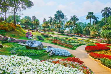 Mae Fah Luang, Doi Tung, Tayland'da çok yıllık bahçe tasarımı