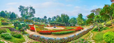 Tepelik yamaç üzerinde bahçe, Mae Fah Luang bahçe, Doi Tung, T