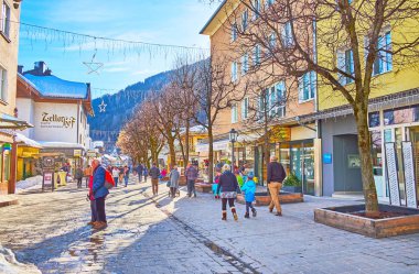 Eski şehirde gezinti, Zell See, Avusturya