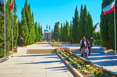 Saadi Türbesi bahçesi, Şiraz, İran