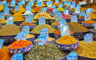 Choose some Persian spices, Vakil Bazaar, Shiraz, Iran clipart