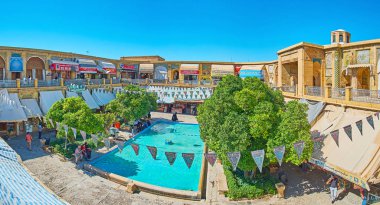 Saraye Moshir Çarşısı avlusu, Şiraz, İran