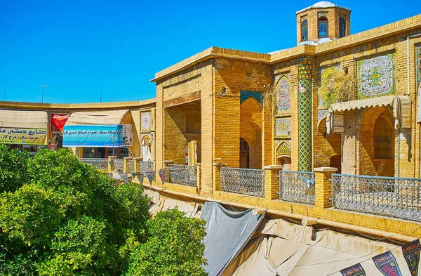 Η πύλη του παζαριού Σαράι Μοσίρ, Σιράζ, Ιράν — Φωτογραφία Αρχείου