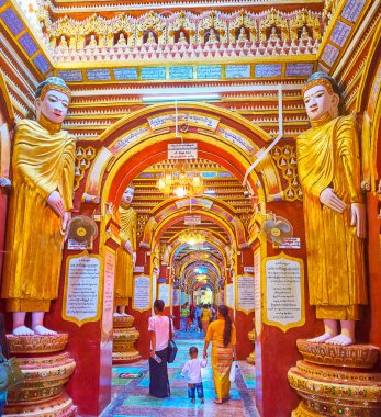 Thanboddhay Pagoda'nın iç kısmı, Monywa, Myanmar