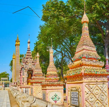 Oyulmuş stupas hattı, Thanboddhay Paya, Monywa, Myanmar