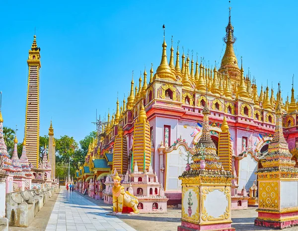 Thanboddhay Paya w pastelowych kolorach, Monywa, Myanmar — Zdjęcie stockowe