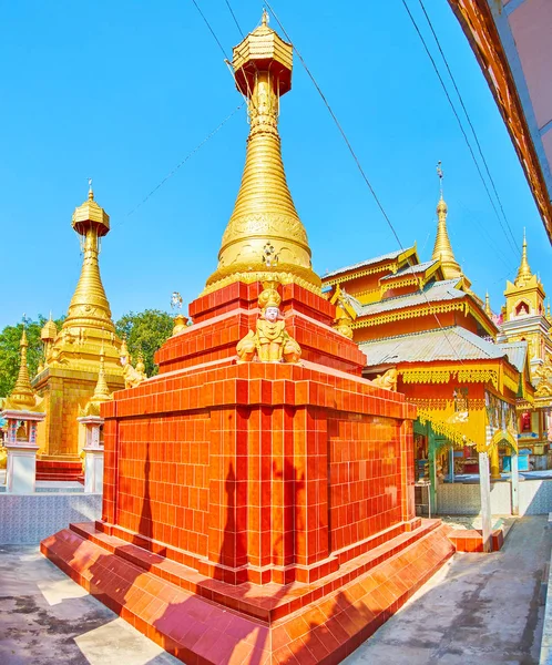 Die Ziegel-Stupa im Thanboddhay-Kloster, monywa, myanmar — Stockfoto