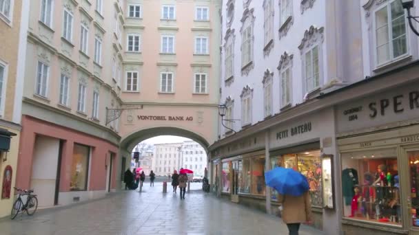 Salcburk Rakousko 2019 Staré Náměstí Rathausplatz Oplozované Mezi Vysokými Historickými — Stock video