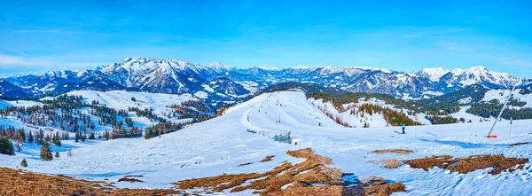 Het landschap van Zwieselalm Alpine Meadow, Gosau, Austria — Stockfoto