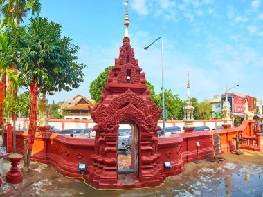 Wat Phan Tao kapısı, Chiang Mai, Tayland