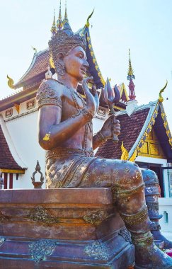 Lanna King, Wat Chedi Luang, Chiang Mai, TH bronz heykeli