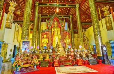 Phra Viharn Luang sunağı, Wat Chedi Luang, Chiang Mai, tha