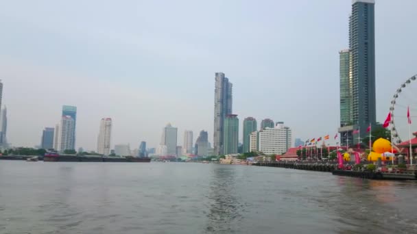 Bangkok Thailand Maj 2019 Njut Resan Längs Chao Phraya River — Stockvideo