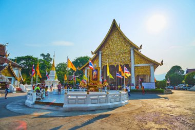 Bayraklı meydan, Wat Chedi Luang, Chiang Mai, Tayland