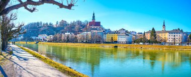 Salzburg Salzach nehri boyunca yürüyüş gezinti, Avusturya